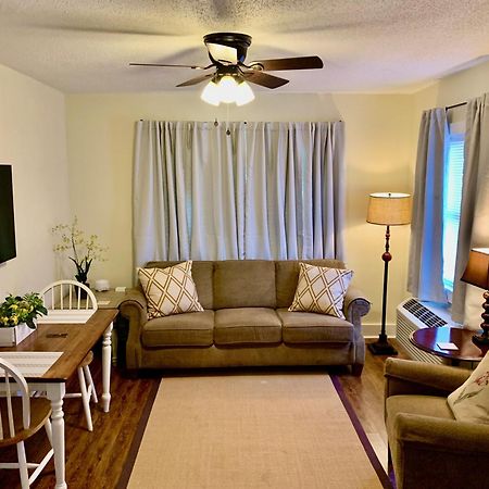 The Flats On Florida St - Super Comfy 2-Bedroom Apartments Mobile Buitenkant foto