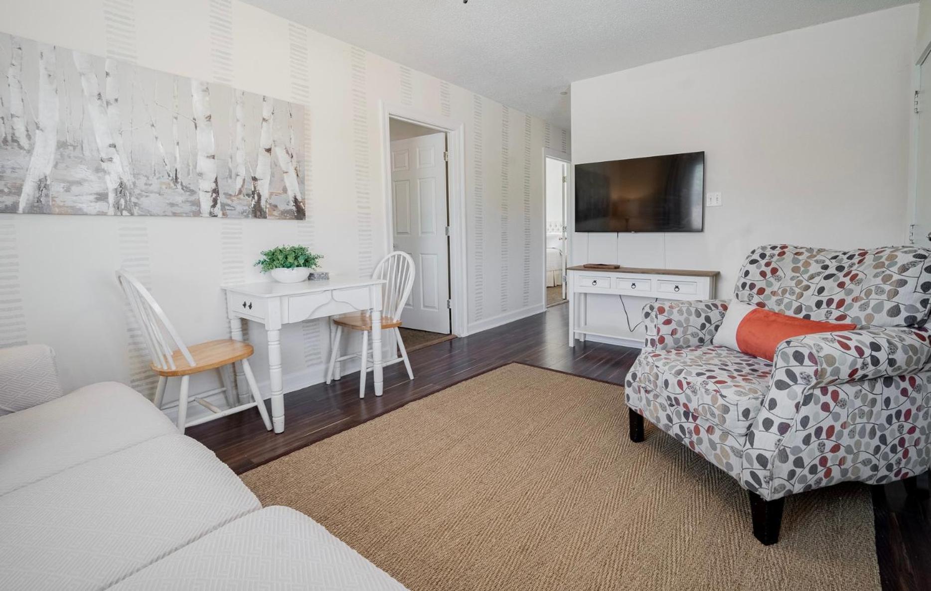 The Flats On Florida St - Super Comfy 2-Bedroom Apartments Mobile Buitenkant foto