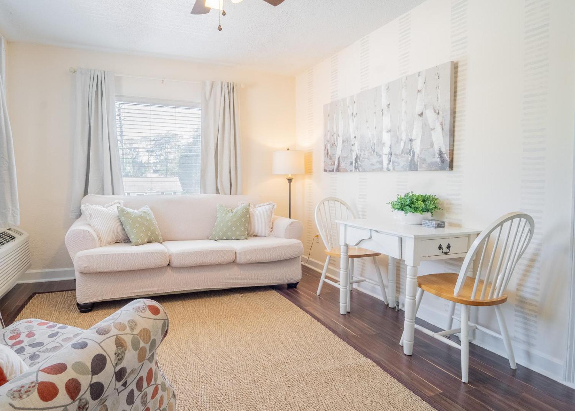The Flats On Florida St - Super Comfy 2-Bedroom Apartments Mobile Buitenkant foto