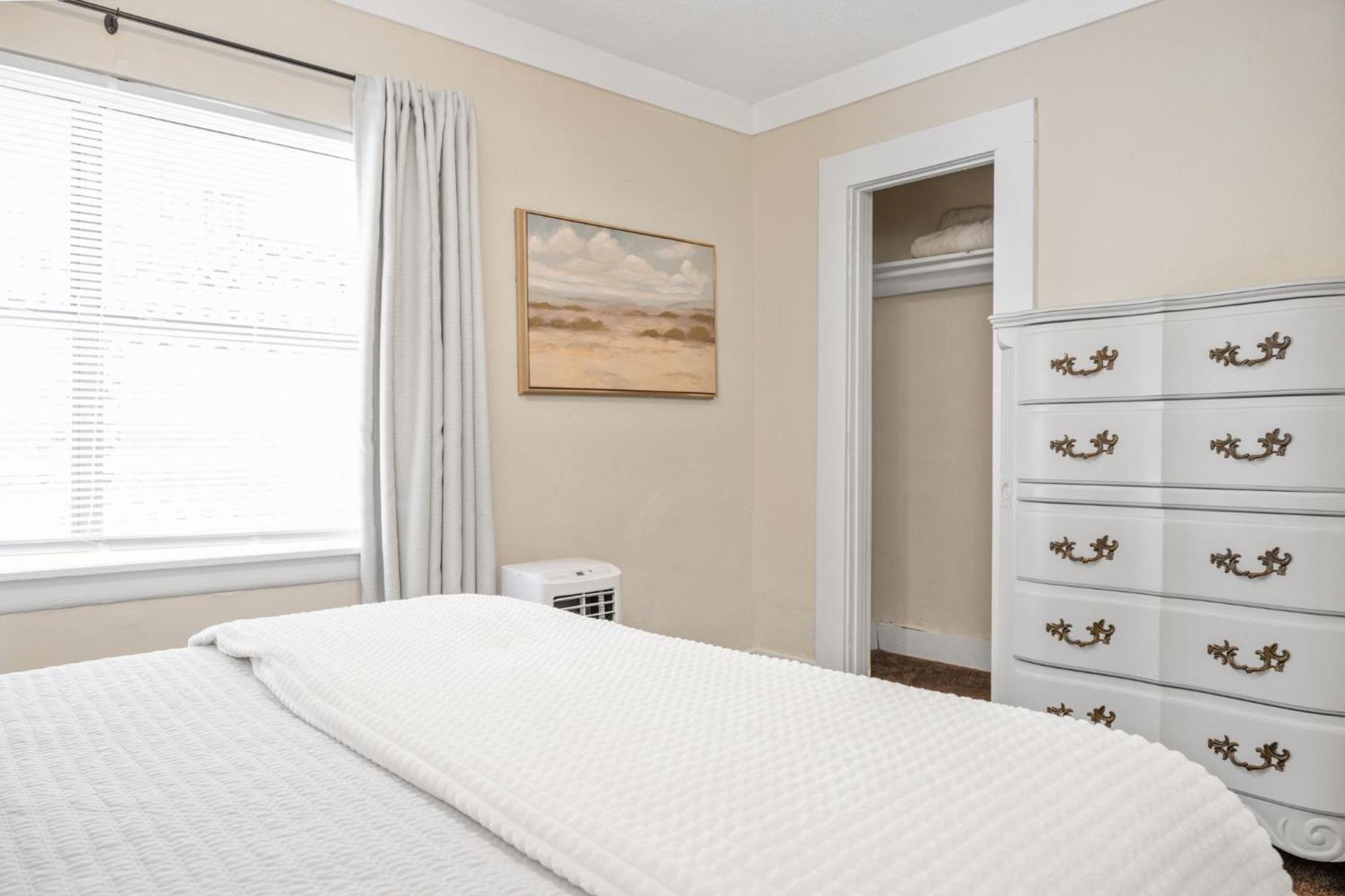 The Flats On Florida St - Super Comfy 2-Bedroom Apartments Mobile Buitenkant foto